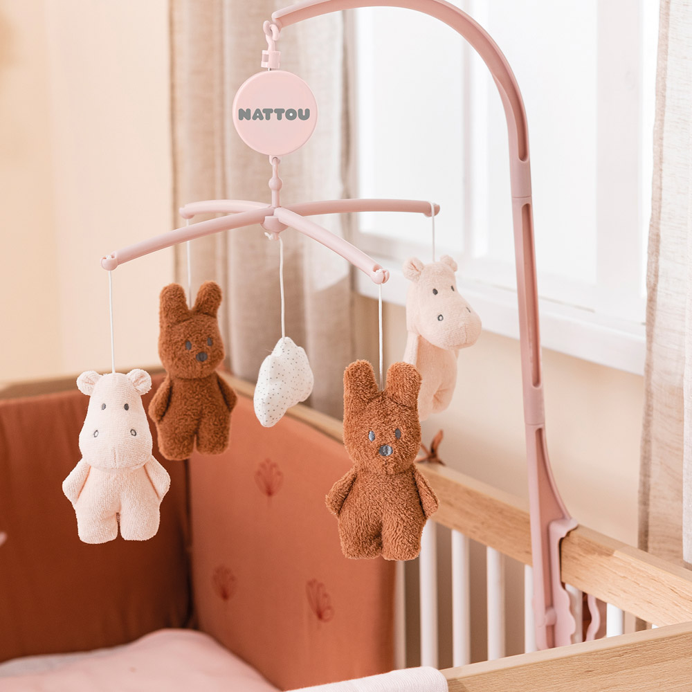 Nattou zenélő-forgó plüss Susie and Bonnie