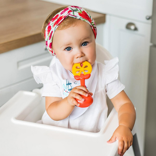 BabyOno csörgő rágóka narancs 499/01